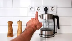 Wie viele Steckdosen braucht man in der Küche? Die Antwort, die vor Mehrfachsteckdosen rettet